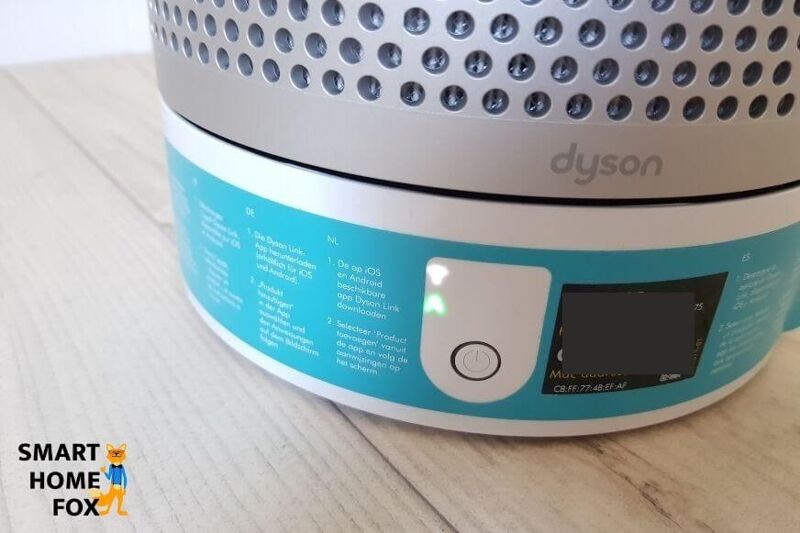 Der Dyson Pure Cool Link TP02 ist im Automatik Modus und das “A” Symbol leuchtet grün und symbolisiert eine gute Luftqualität.